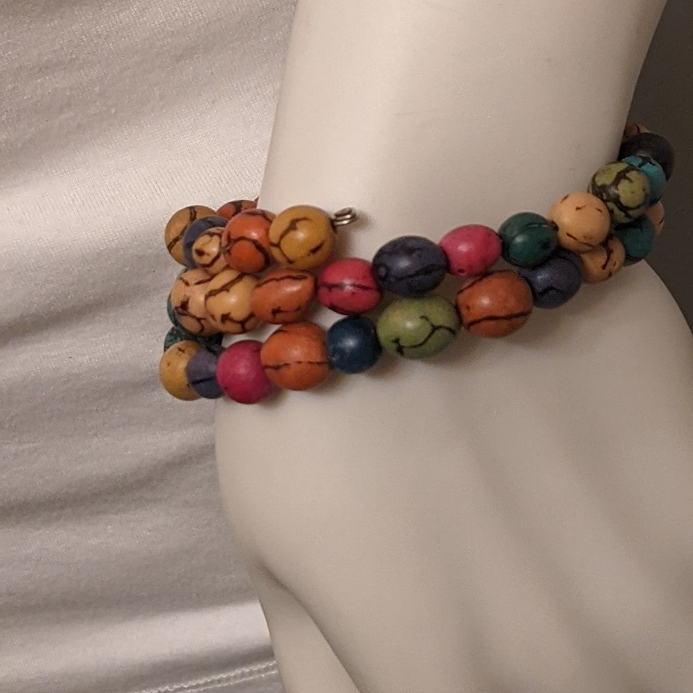 Multi color patterned wrap bracelet - Picture 4 of 6